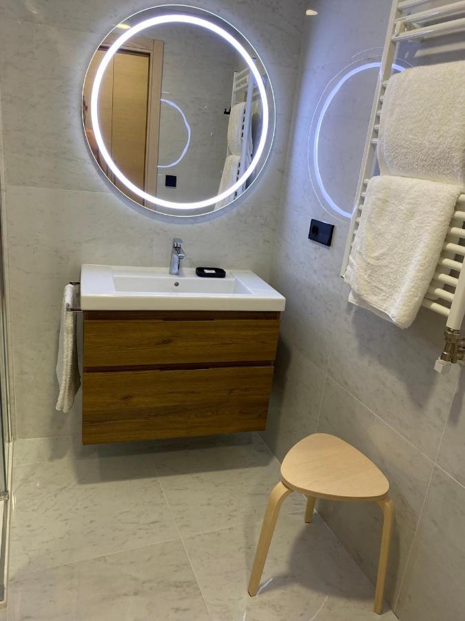 Ferienwohnung Move In Miragaia Vigo Exterior foto